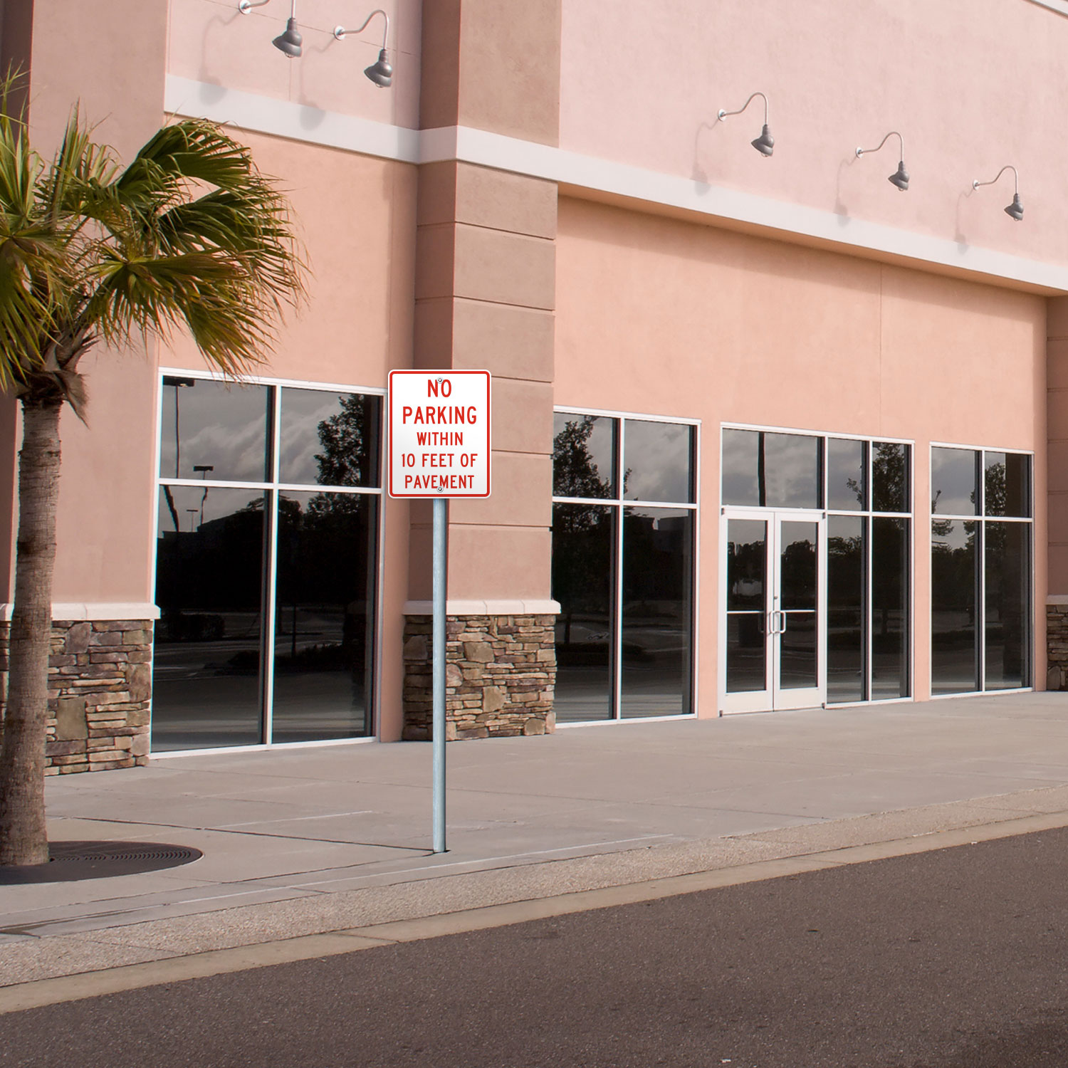 Texas No Parking Within 10 Feet of Pavement Sign